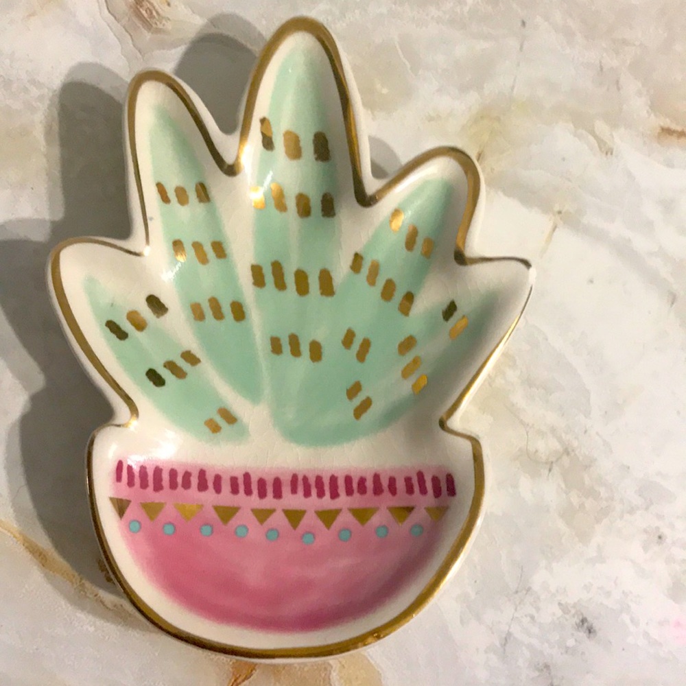 Jewelry holder